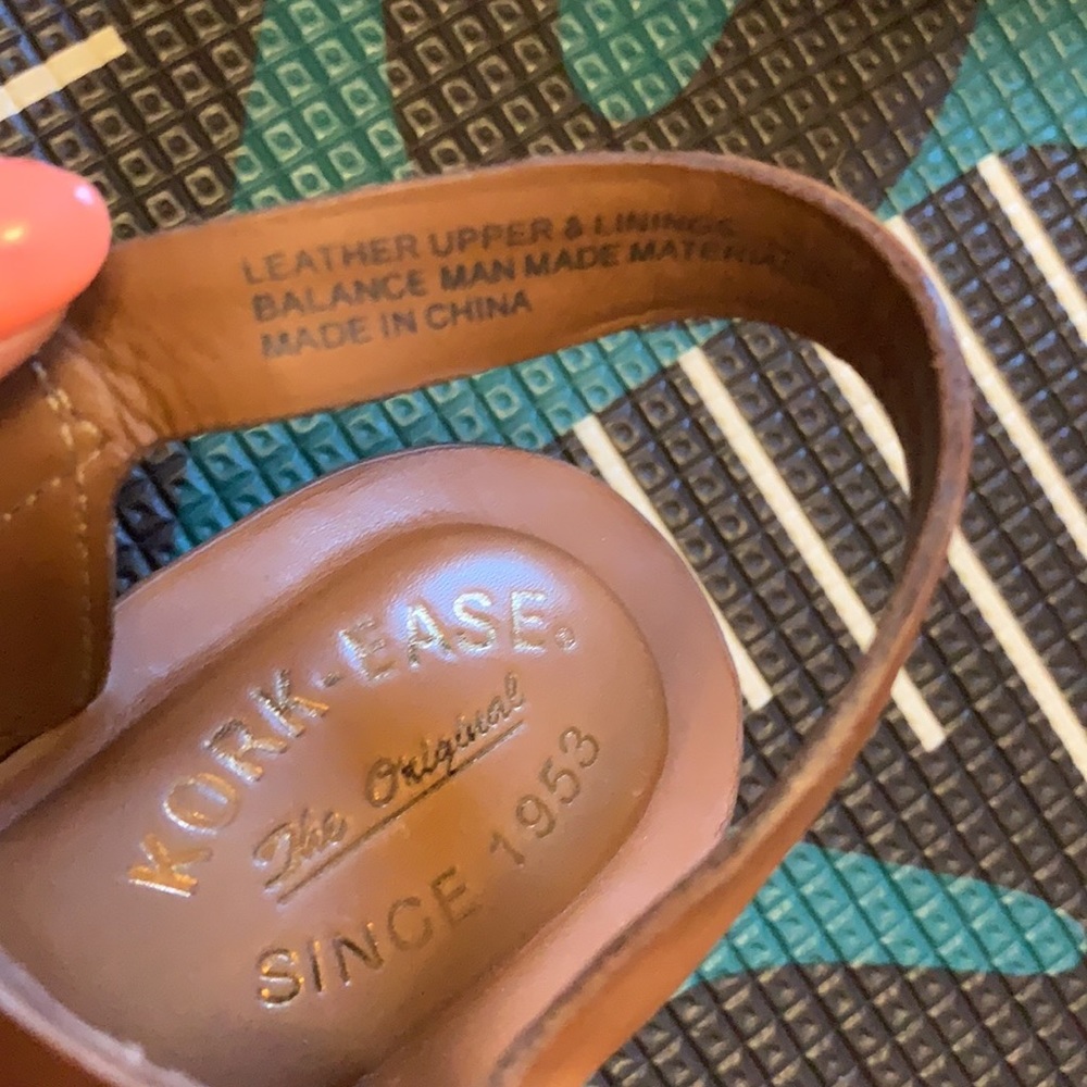 Kork-Ease Women’s Tan Leather Platform Sandals Size 8US - Picture 6 of 6